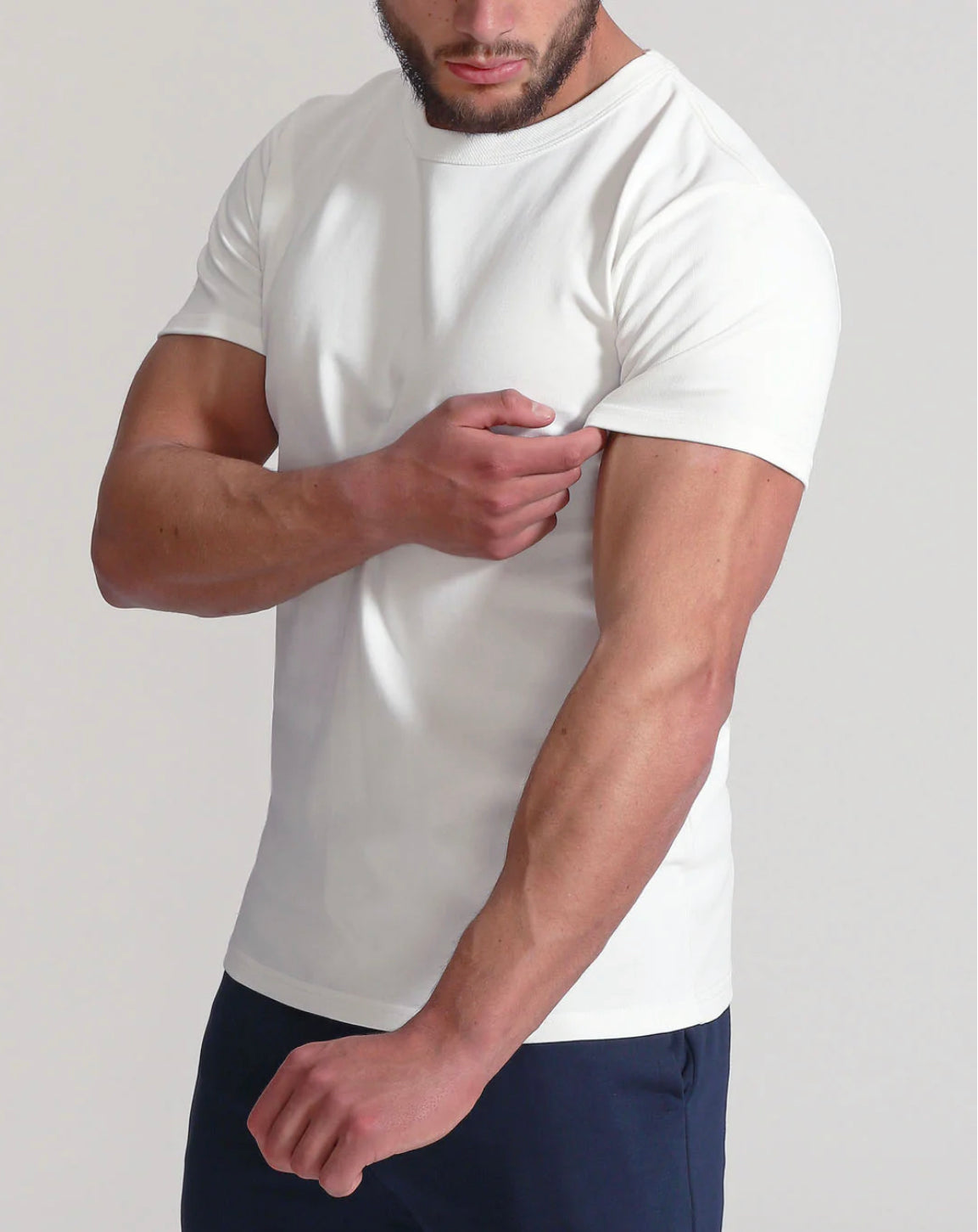 BASIC MUSCLE FIT TEE